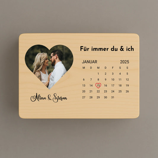 Mockup Holzbox 3
