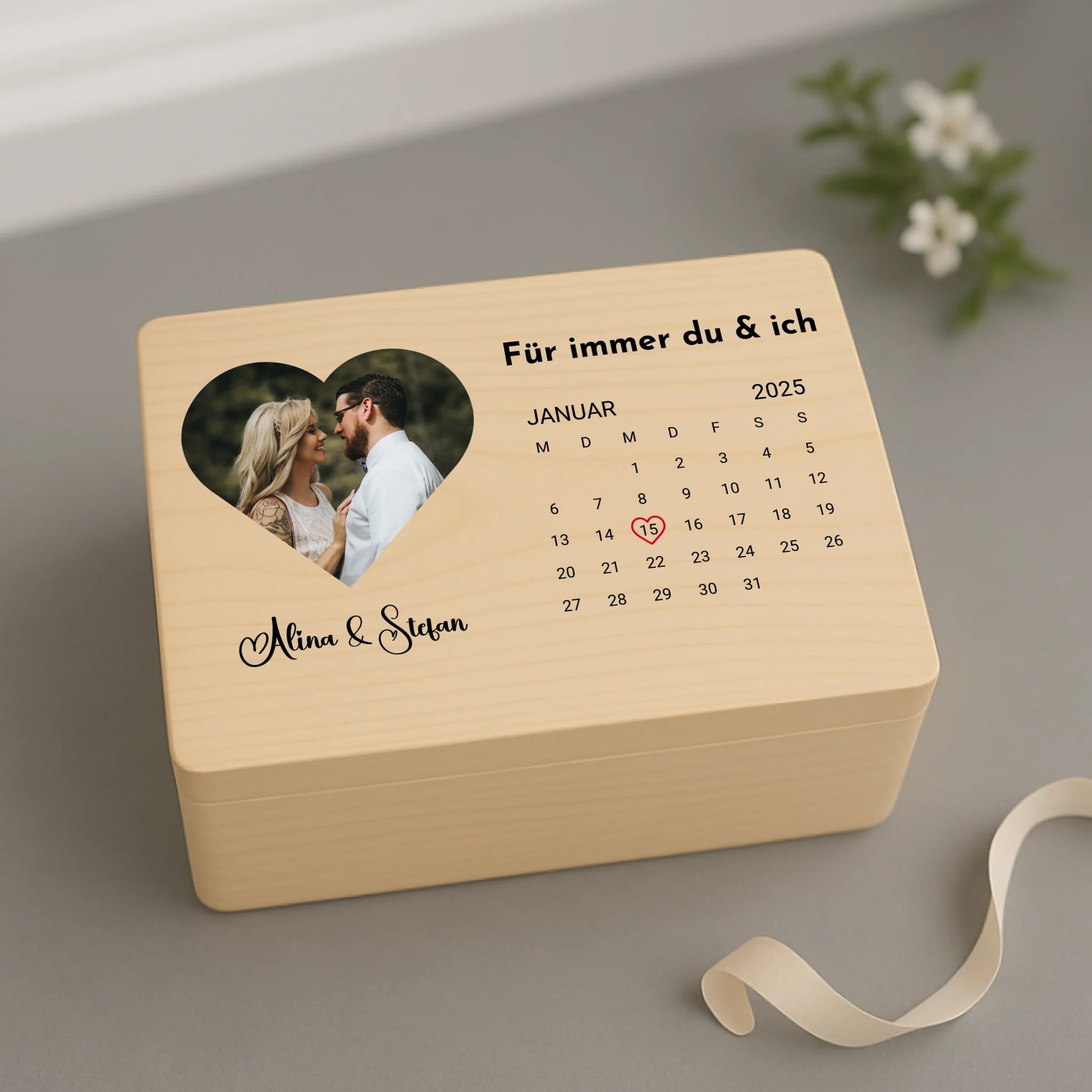 Mockup Holzbox 2